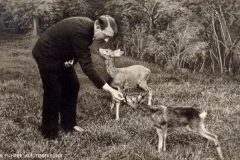 hitler-with-animals